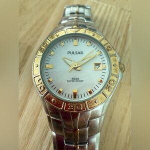 Vintage Pulsar ladies two tone classic watch NEW BATTERY